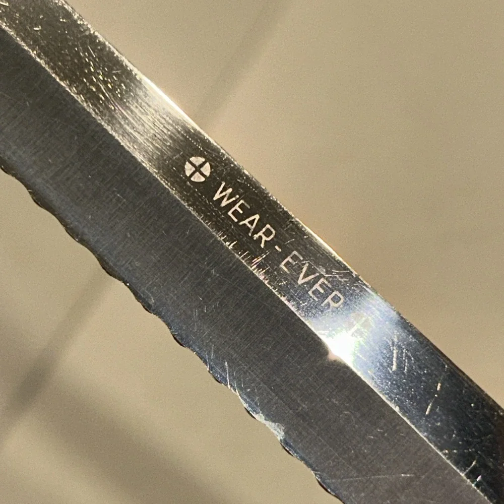 2 Vintage Wear-Ever Professional 10